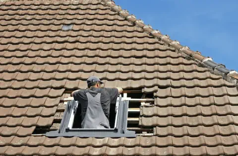 Pose de velux à Corsept